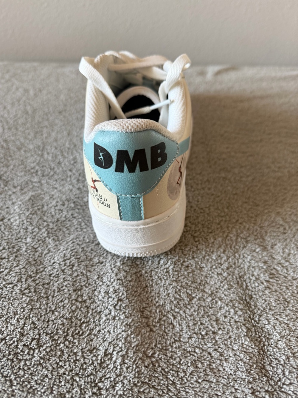 Dave Matthews band tour shoes - Picture 4 of 12